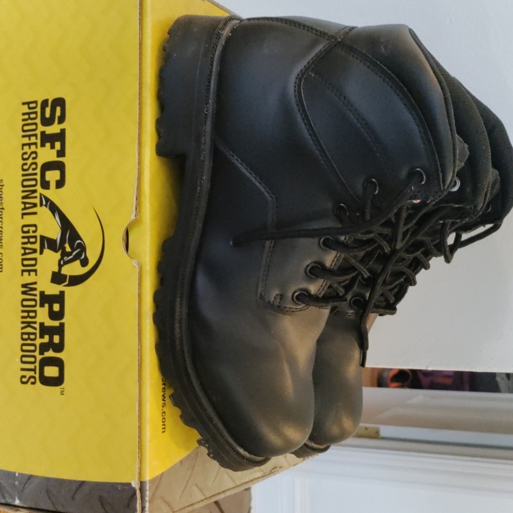 Shoes for crews size 9 black